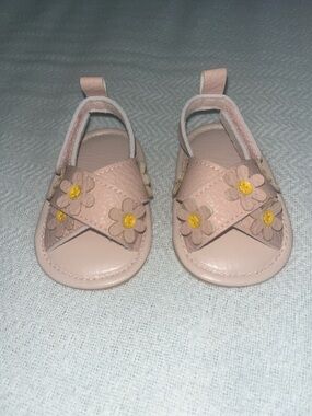 Pink leather Floral Baby Sandals